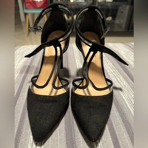 Woman’s shoes, no tags or box